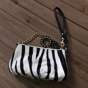 Coach zebra writstlet